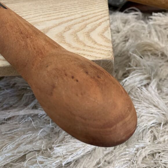 Maker’s Mark Wooden Taste Testing Spoon - Picture 5 of 17